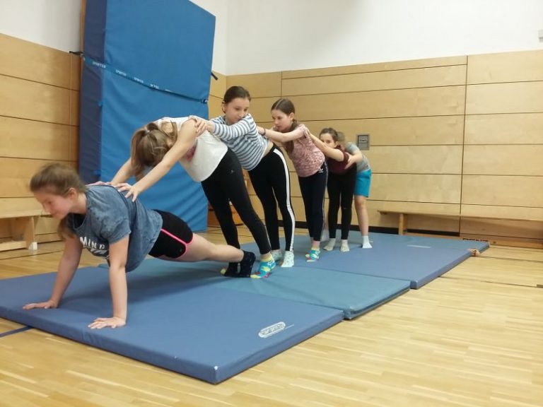 Akrobatik – Thomas-Mann-Grundschule